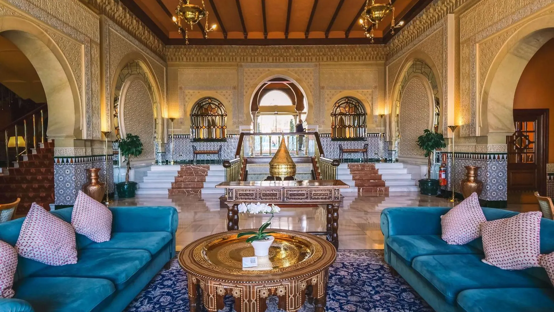 Alhambra Palace Hotel Гранада 5*,