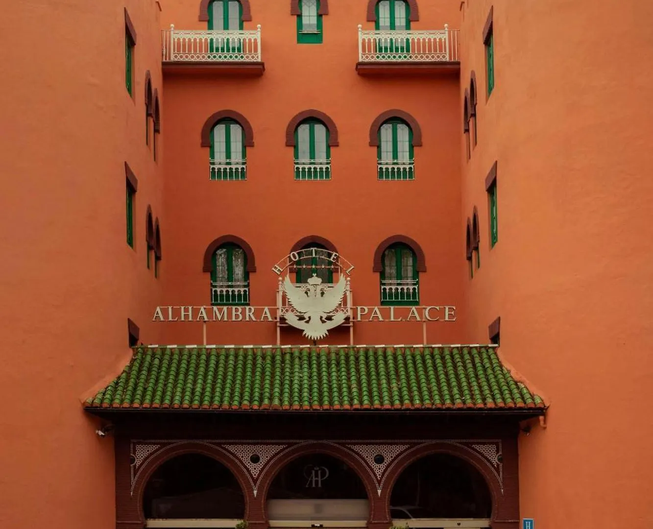 Alhambra Palace Hotel Гранада