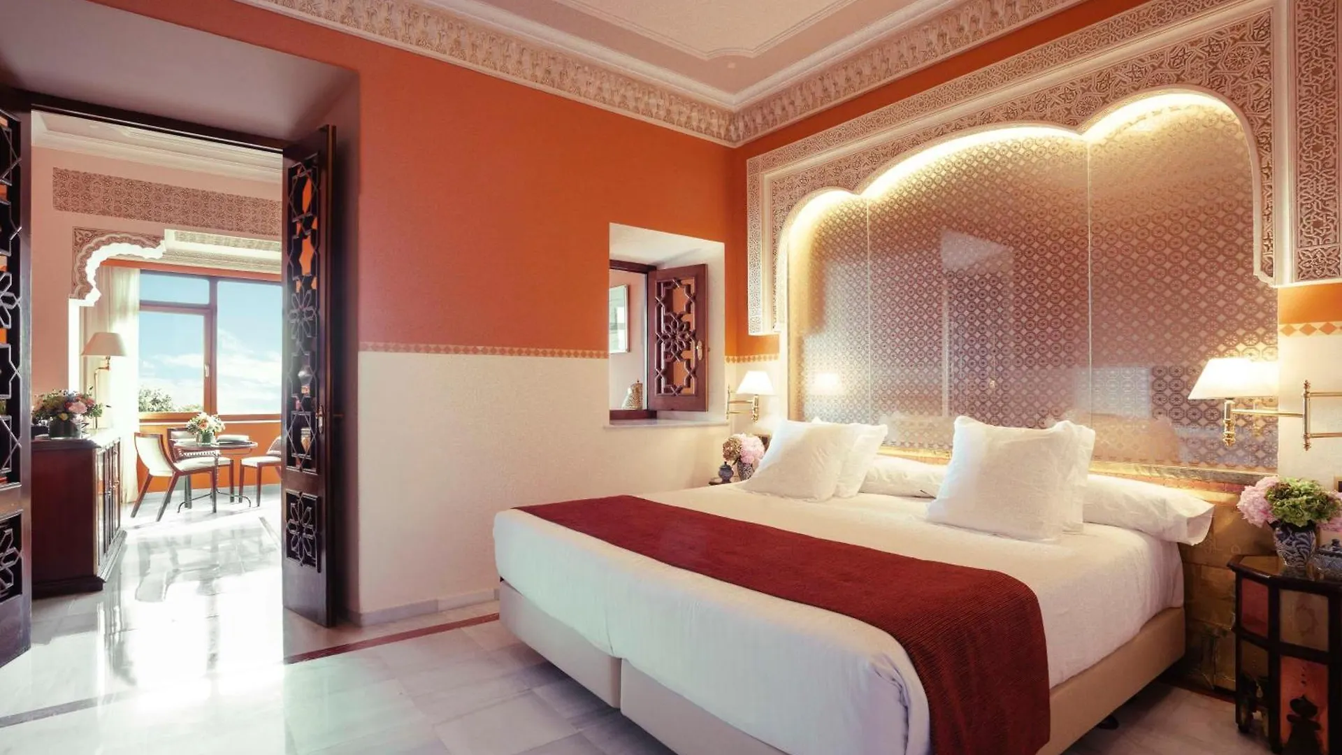 Alhambra Palace Hotel Гранада