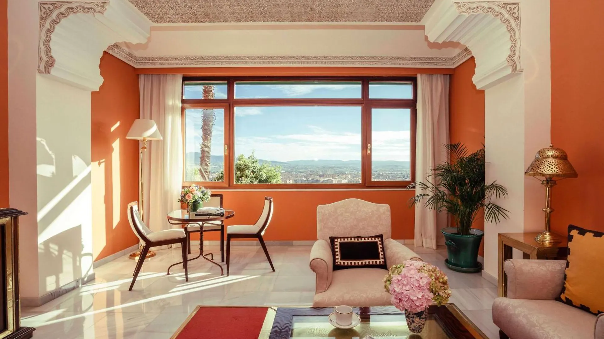 Alhambra Palace Hotel Гранада