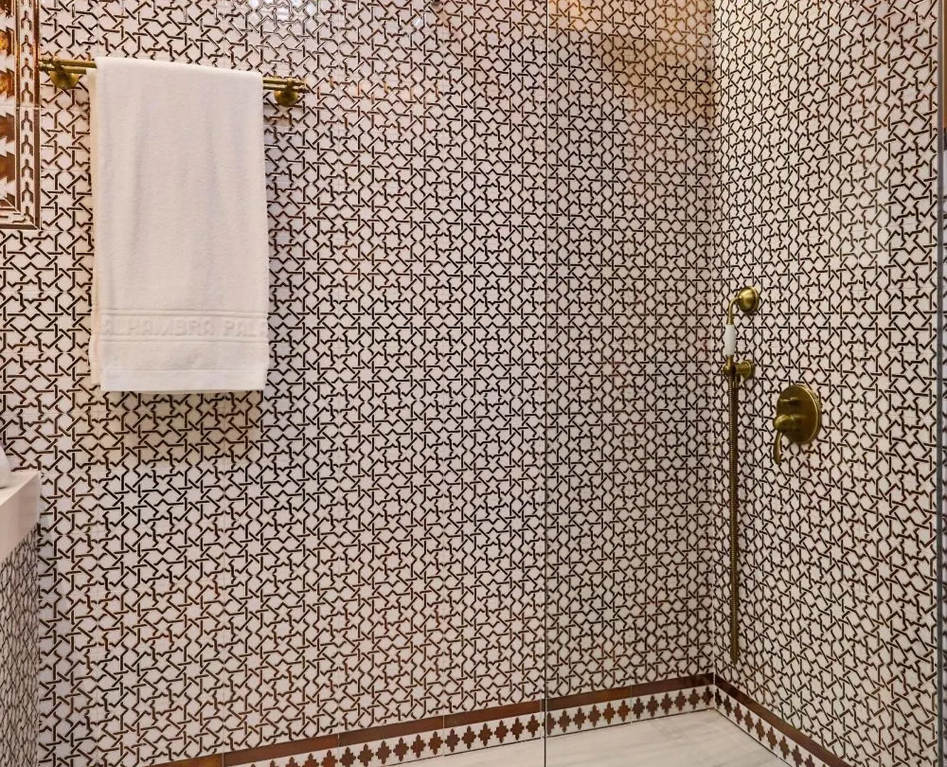 Alhambra Palace Hotel Granada 5*,